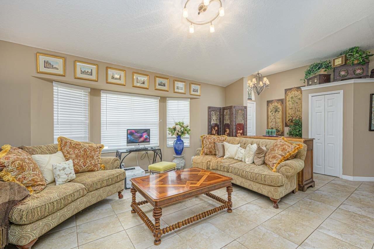 Sw Fair Isle Rd, Port Saint Lucie, FL 34987