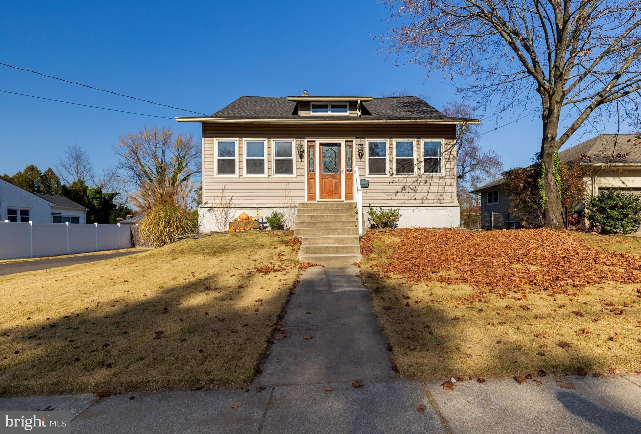 Walnut Ave, Woodbury Heights, NJ 08097
