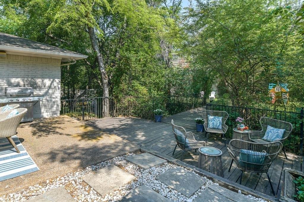 Stonegate Rd, Dallas, TX 75209