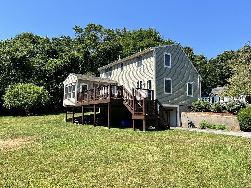 Wildflower Dr, Seekonk, MA 02771