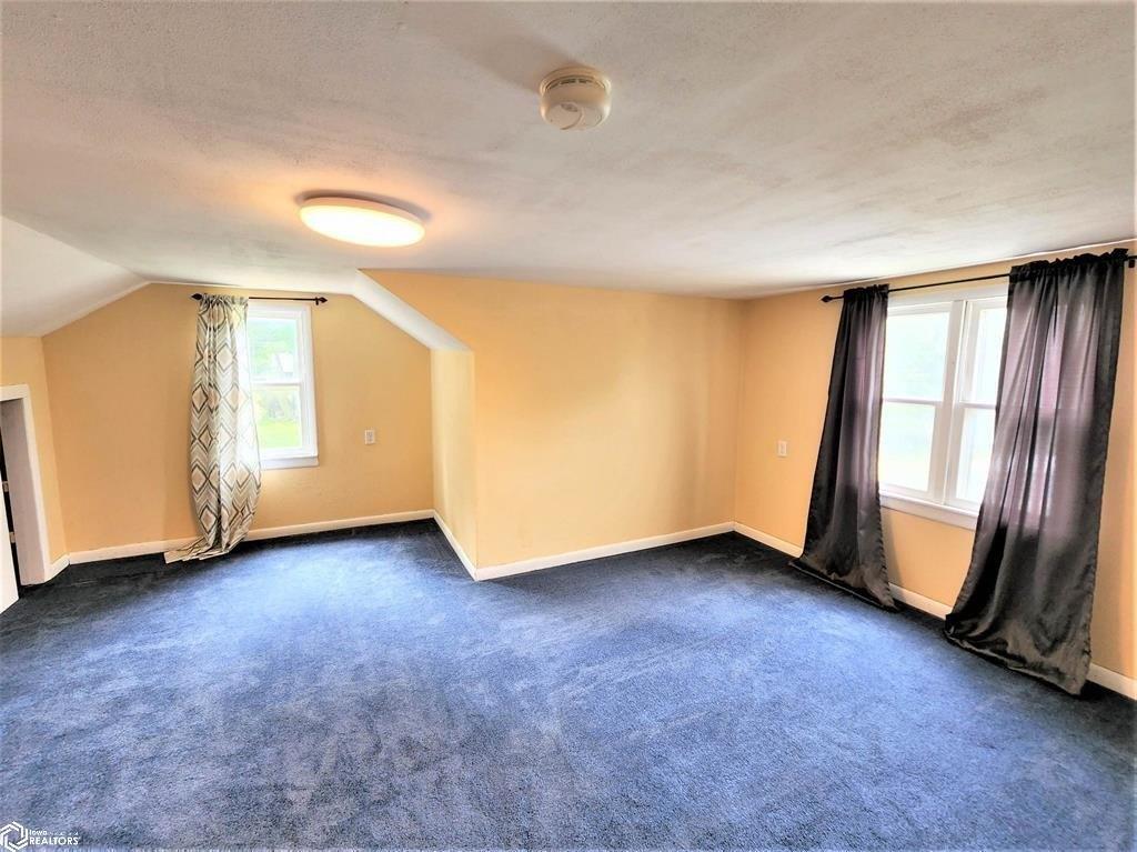 E Moore St, Corydon, IA 50060