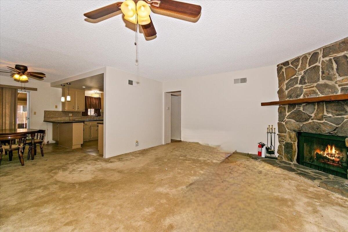 Eldora Ave, Sunland, CA 91040