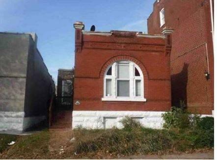 Oregon Ave, Saint Louis, MO 63118
