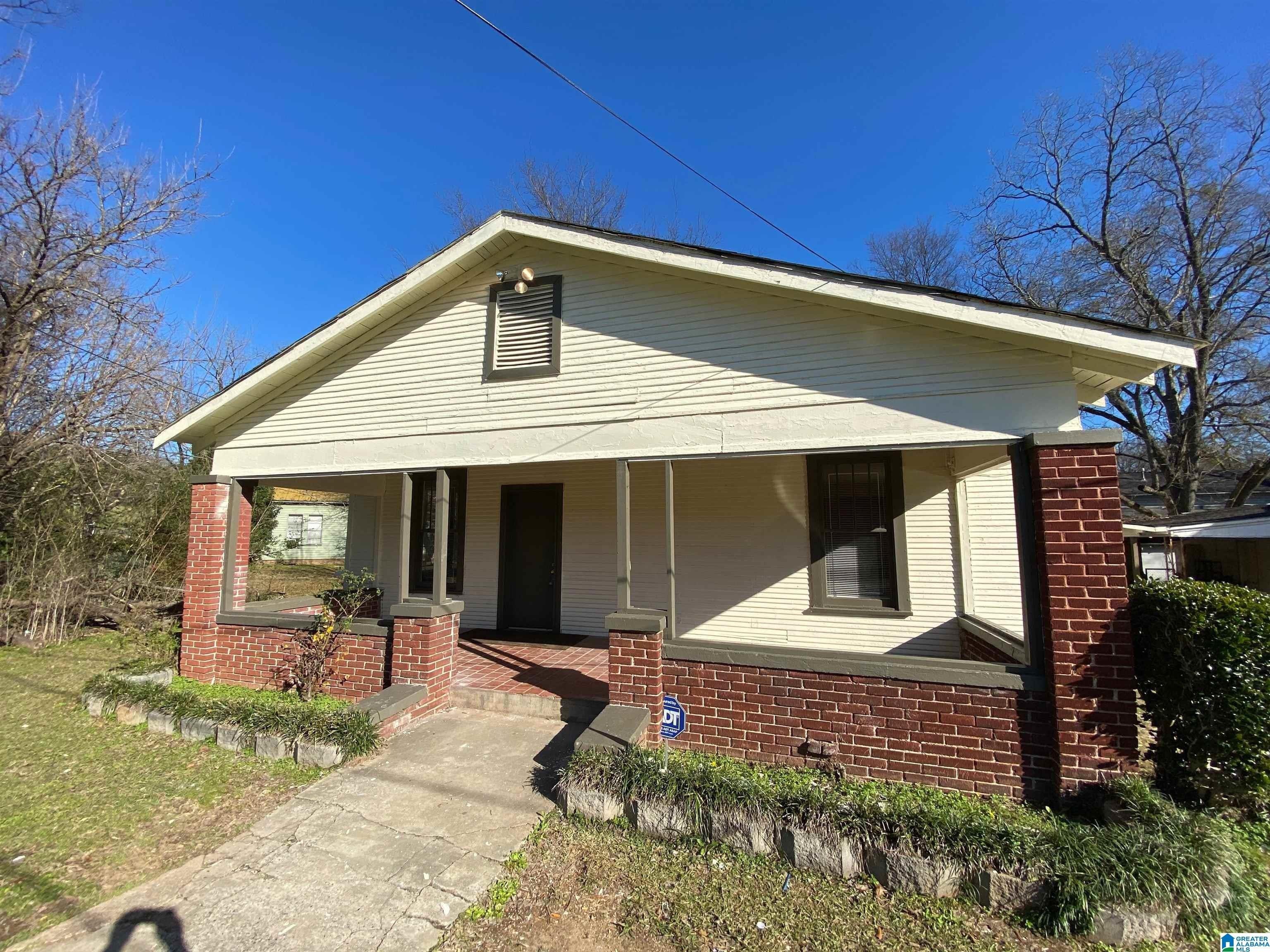 Henley St, Birmingham, AL 35228
