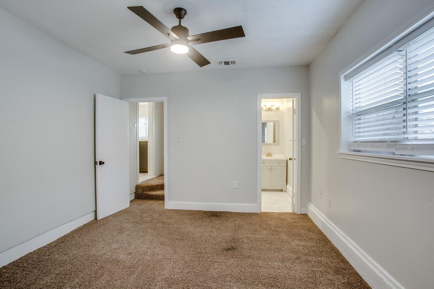 33rd St, Lubbock, TX 79410