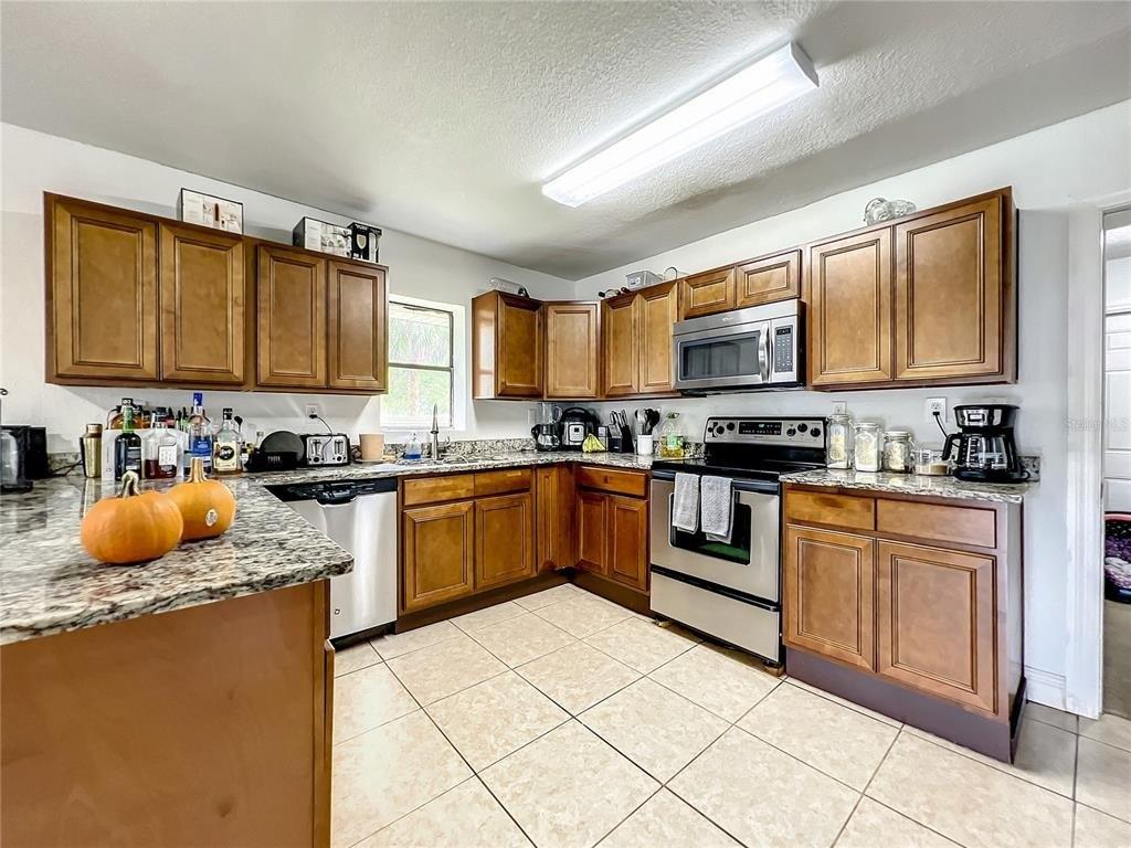 Mitchell St, Lakeland, FL 33801