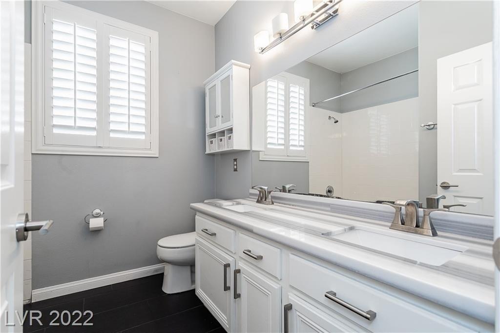 Warrenville St, Las Vegas, NV 89117