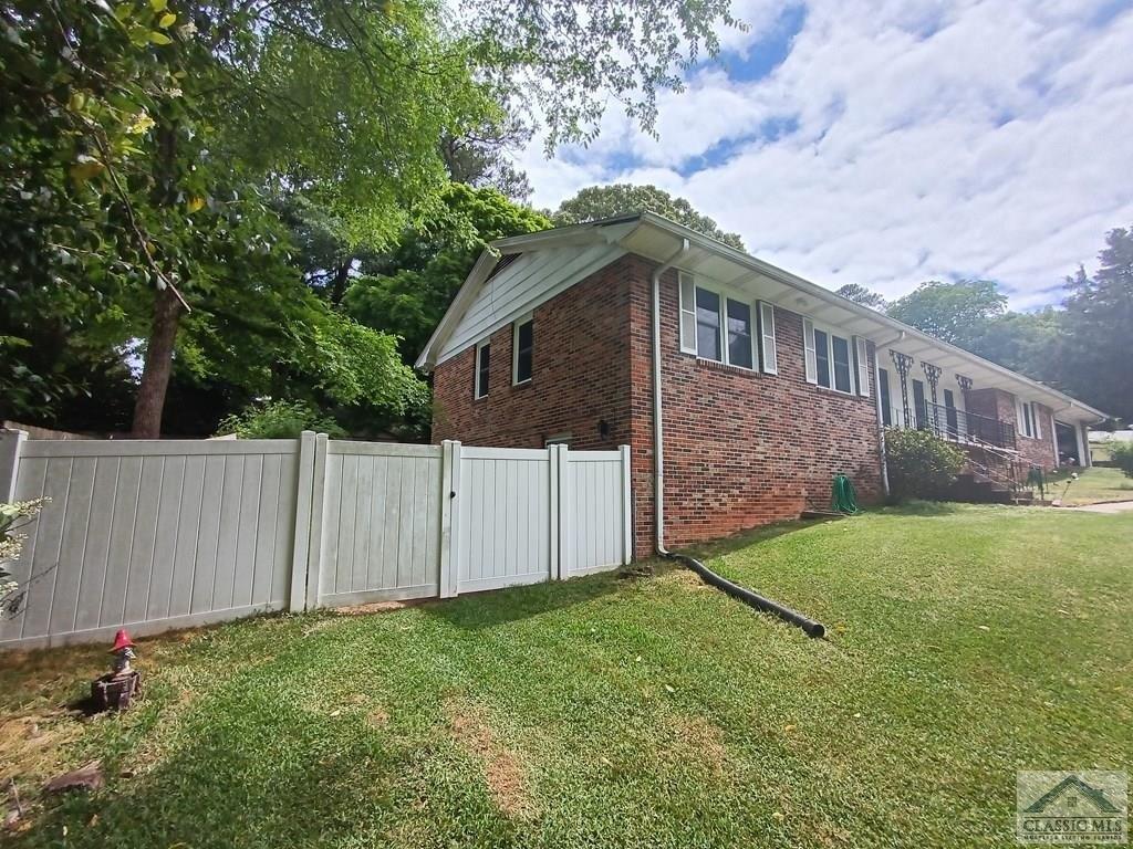 Shawnee Dr, Athens, GA 30606