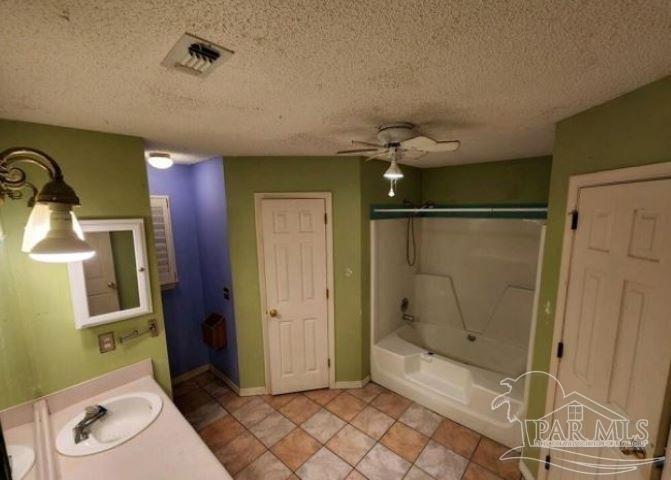 Clearsound Dr, Pensacola, FL 32506