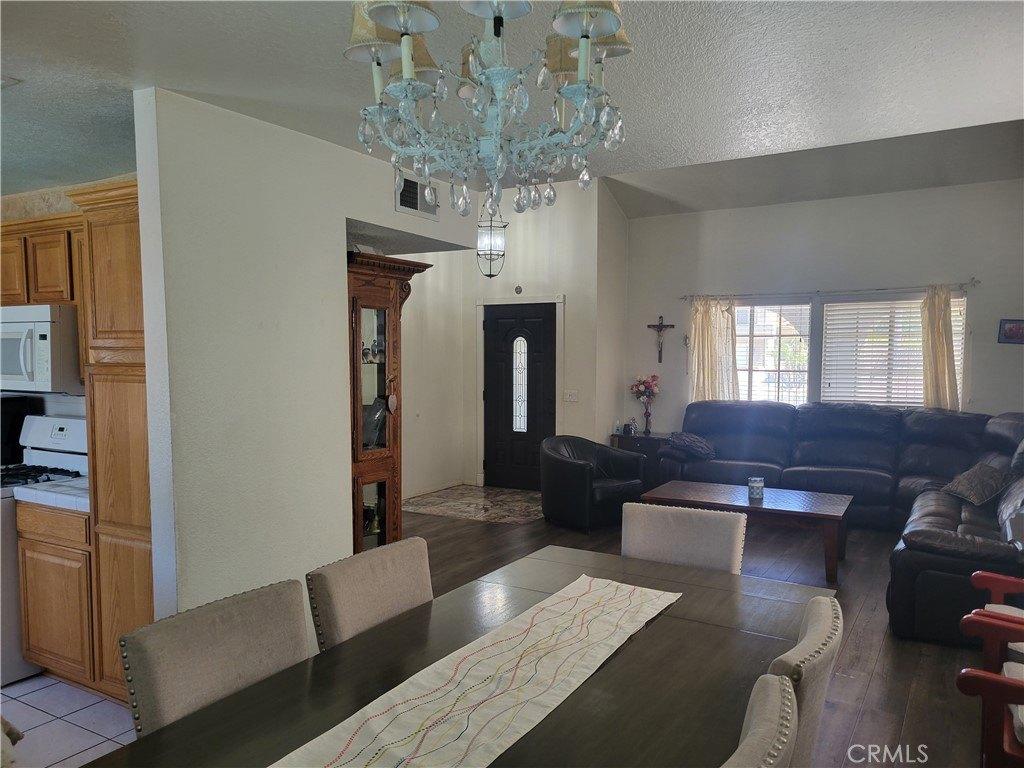 N Slope Ln, Pomona, CA 91766
