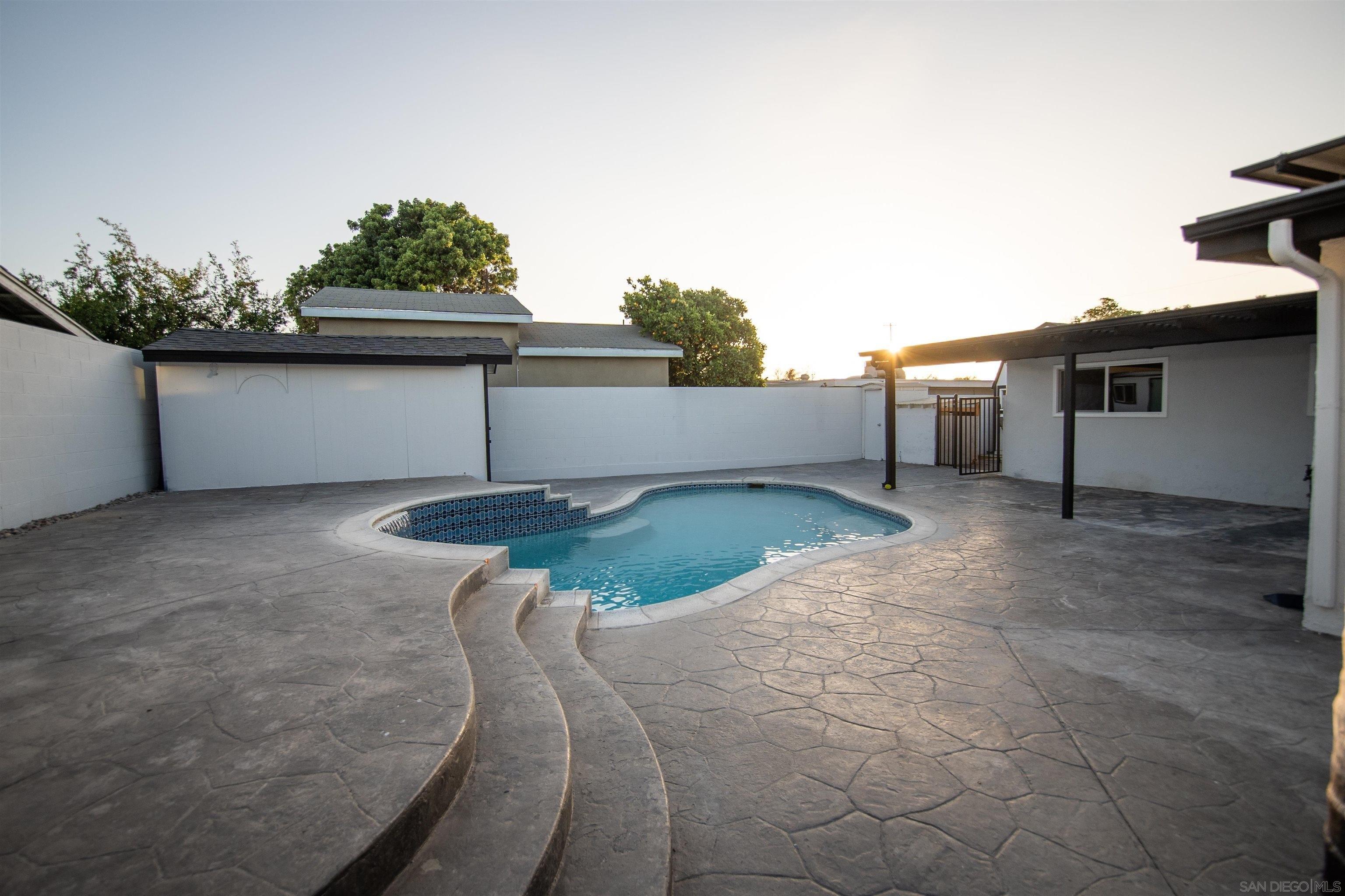 Montclair St, Chula Vista, CA 91911