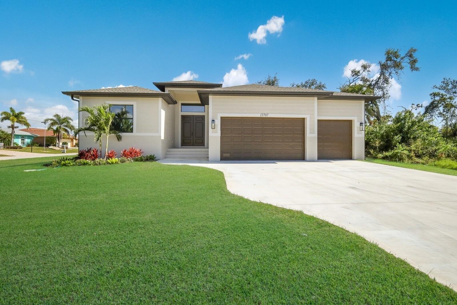 Begonia Cir, Port Charlotte, FL 33981