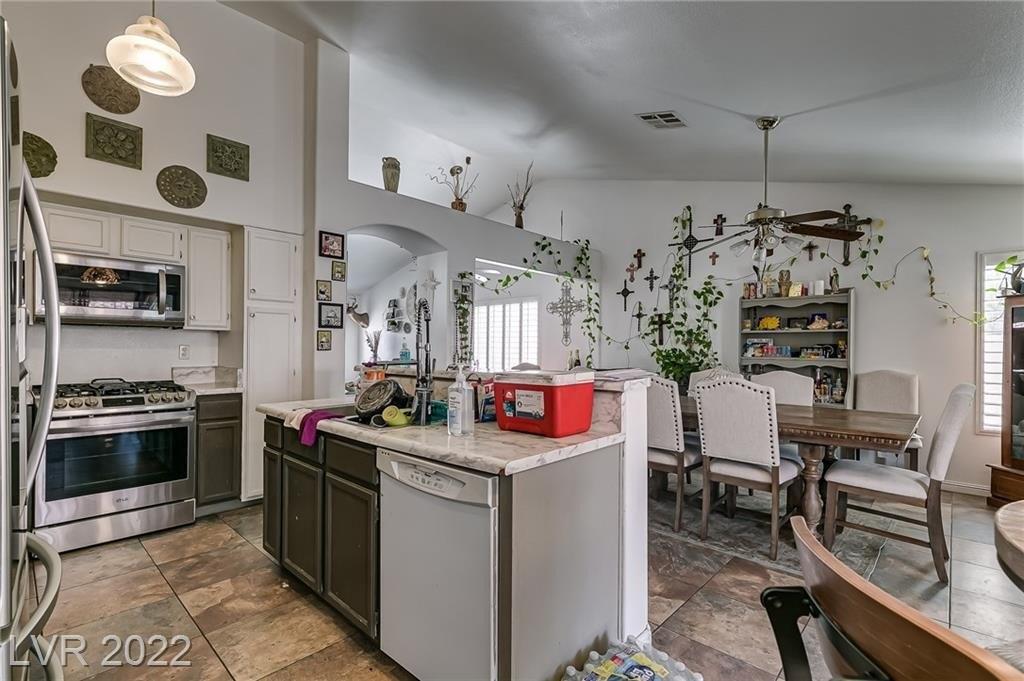 Jordan Ln, North Las Vegas, NV 89032