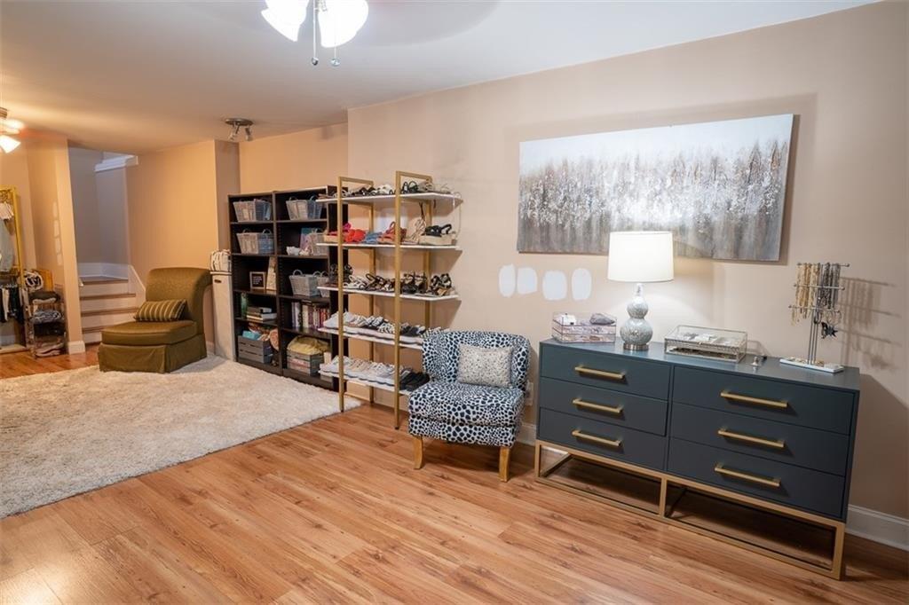 Ridge Way, Gainesville, GA 30506
