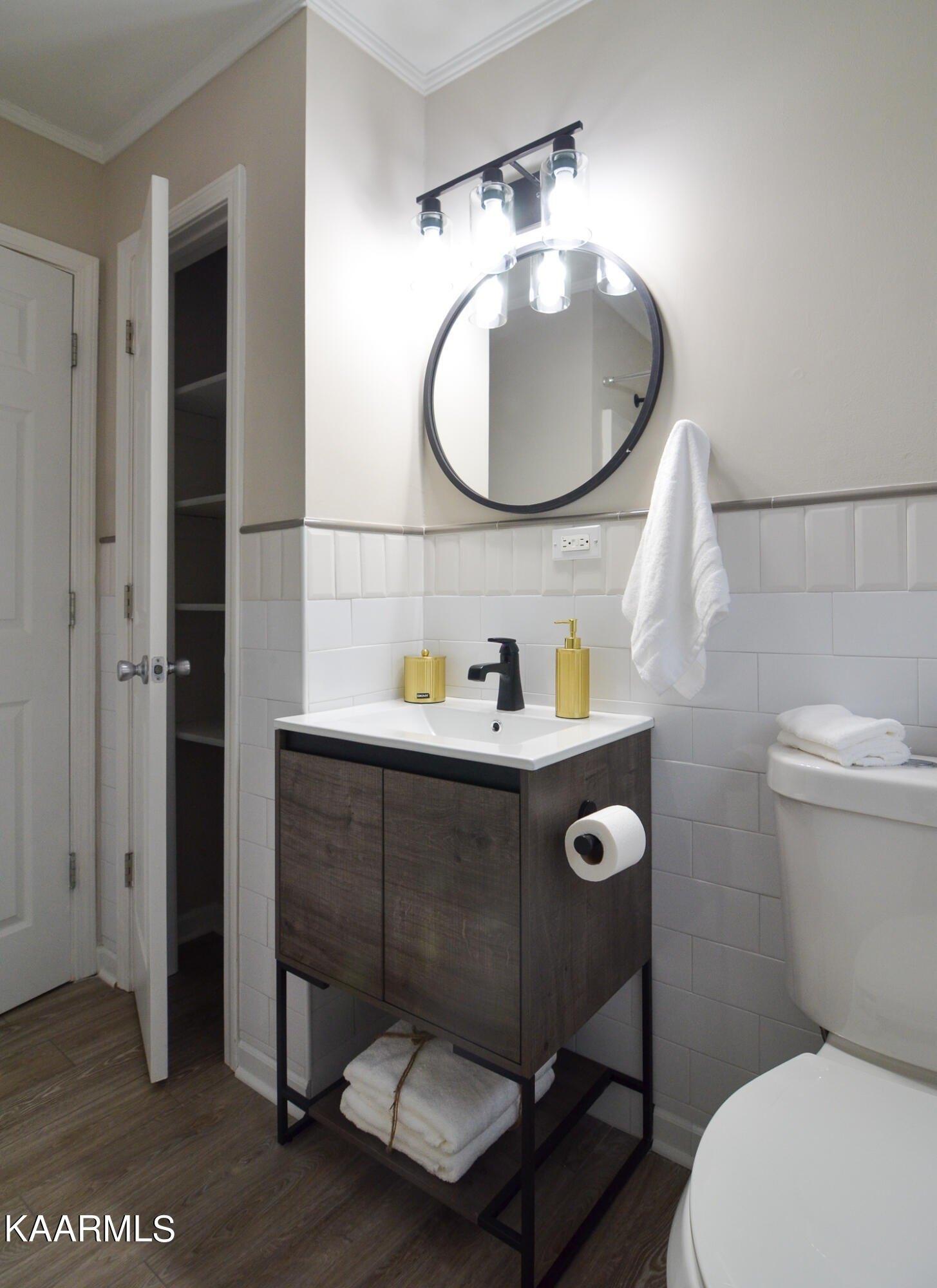 Peachtree St, Knoxville, TN 37920