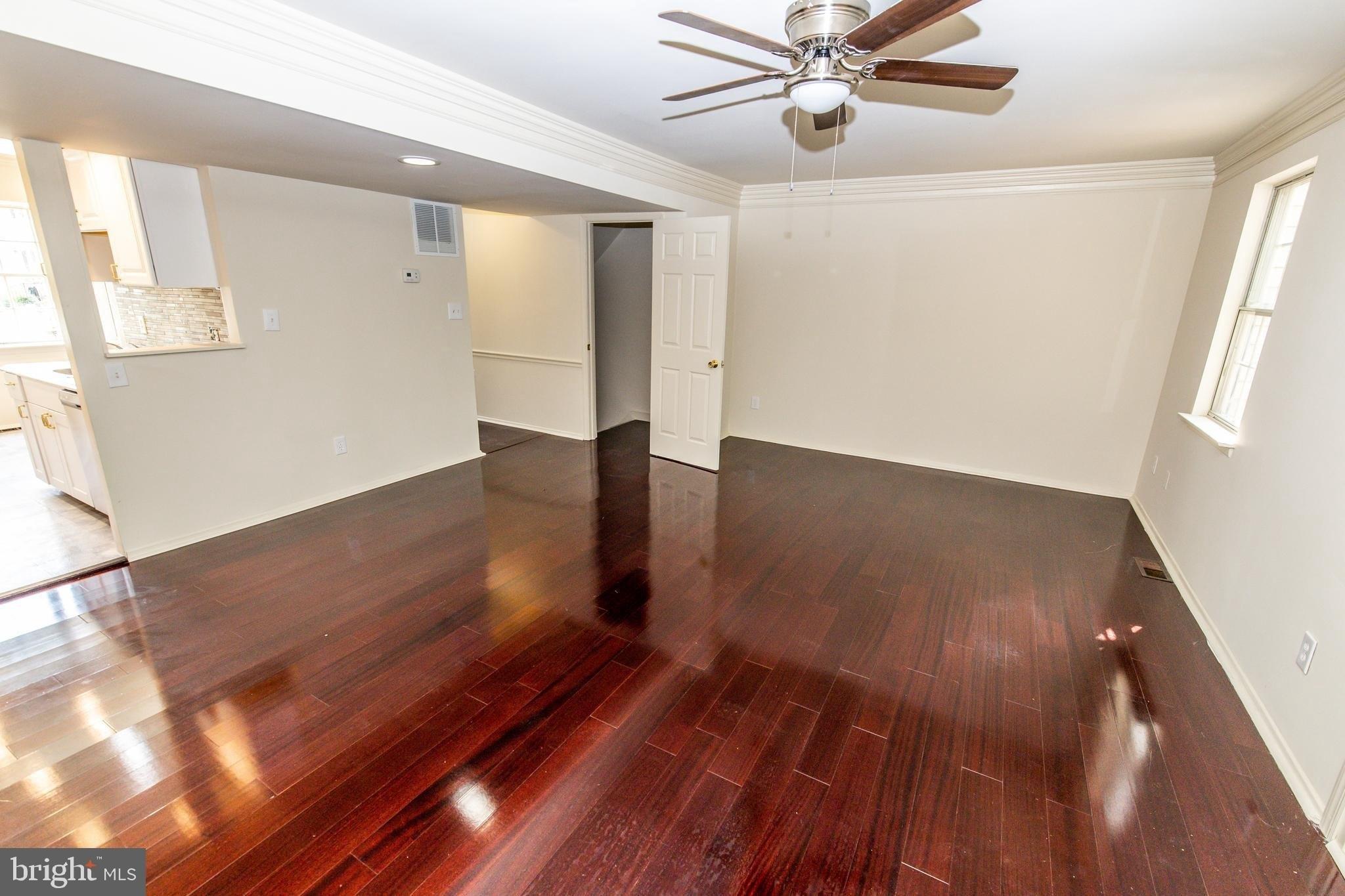 Woodstream Ln, Lanham, MD 20706