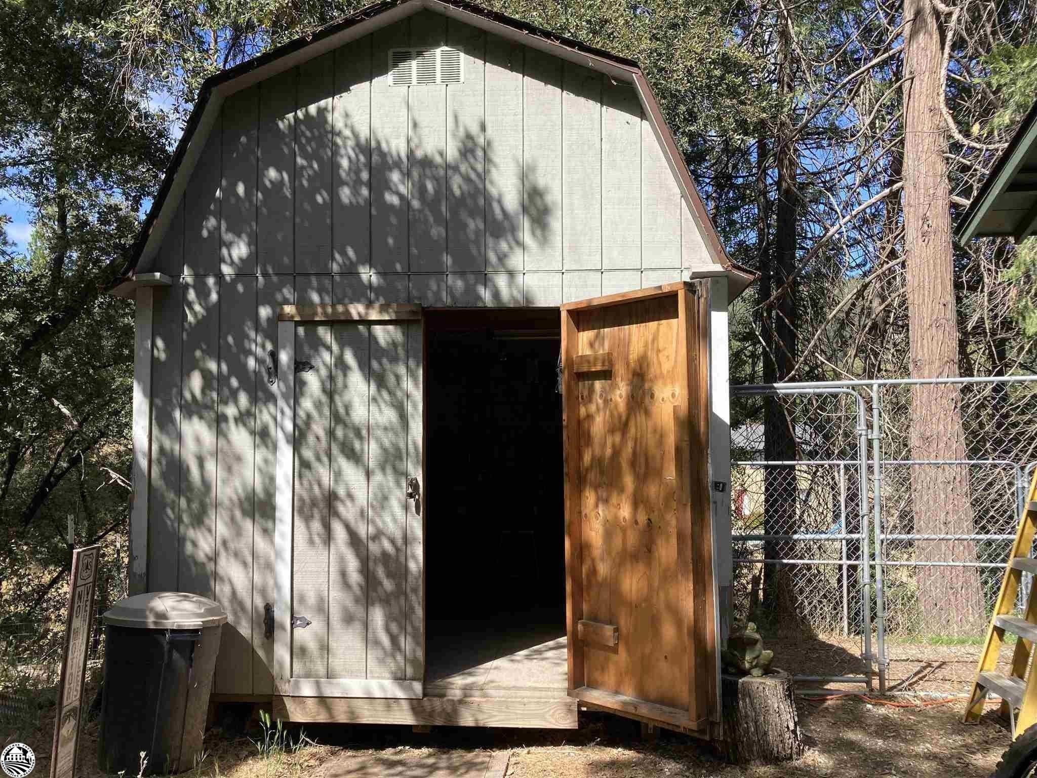 Fallview Dr, Sonora, CA 95370