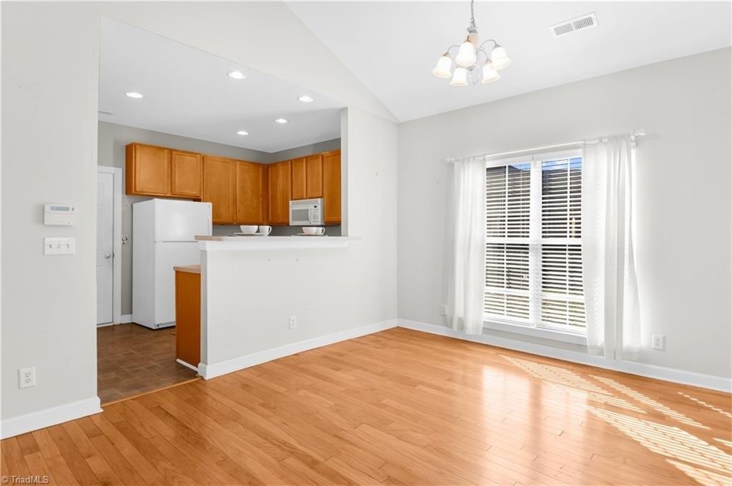 Salisbury Sq, Winston Salem, NC 27127