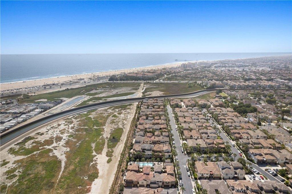 Noelle Dr, Huntington Beach, CA 92646