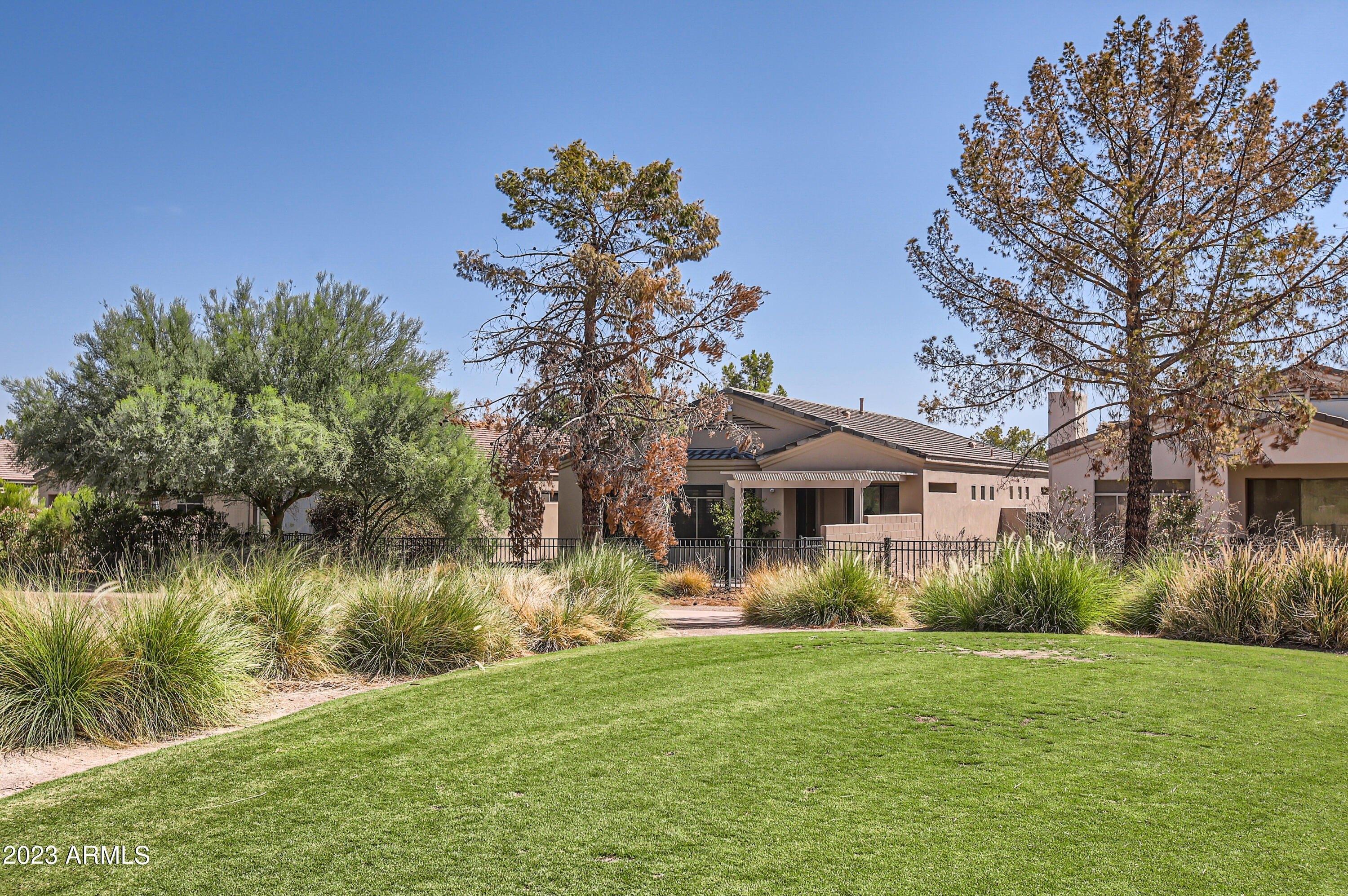 S 38th Pl, Phoenix, AZ 85042