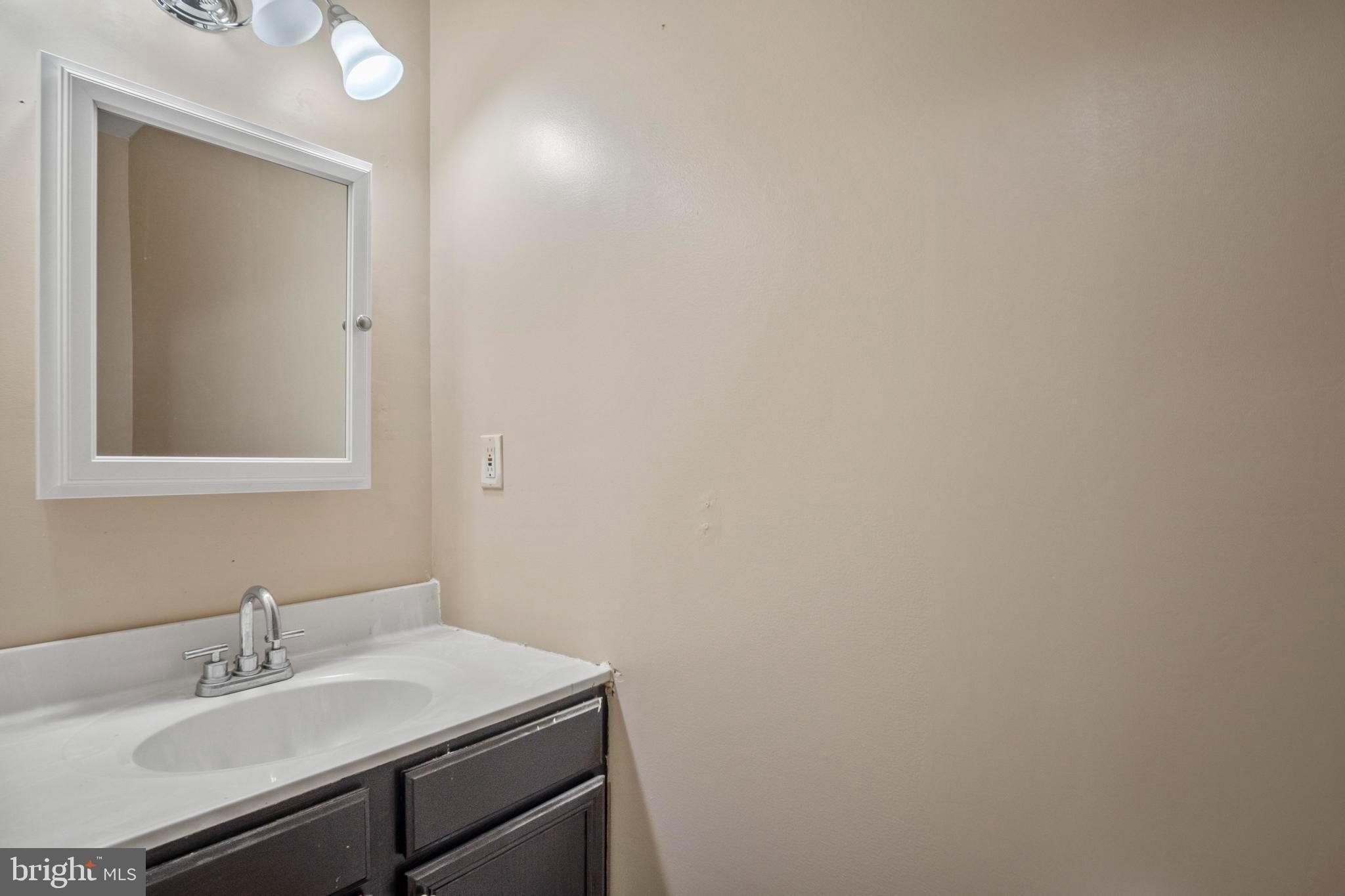 Courtyard Dr, Carlisle, PA 17013