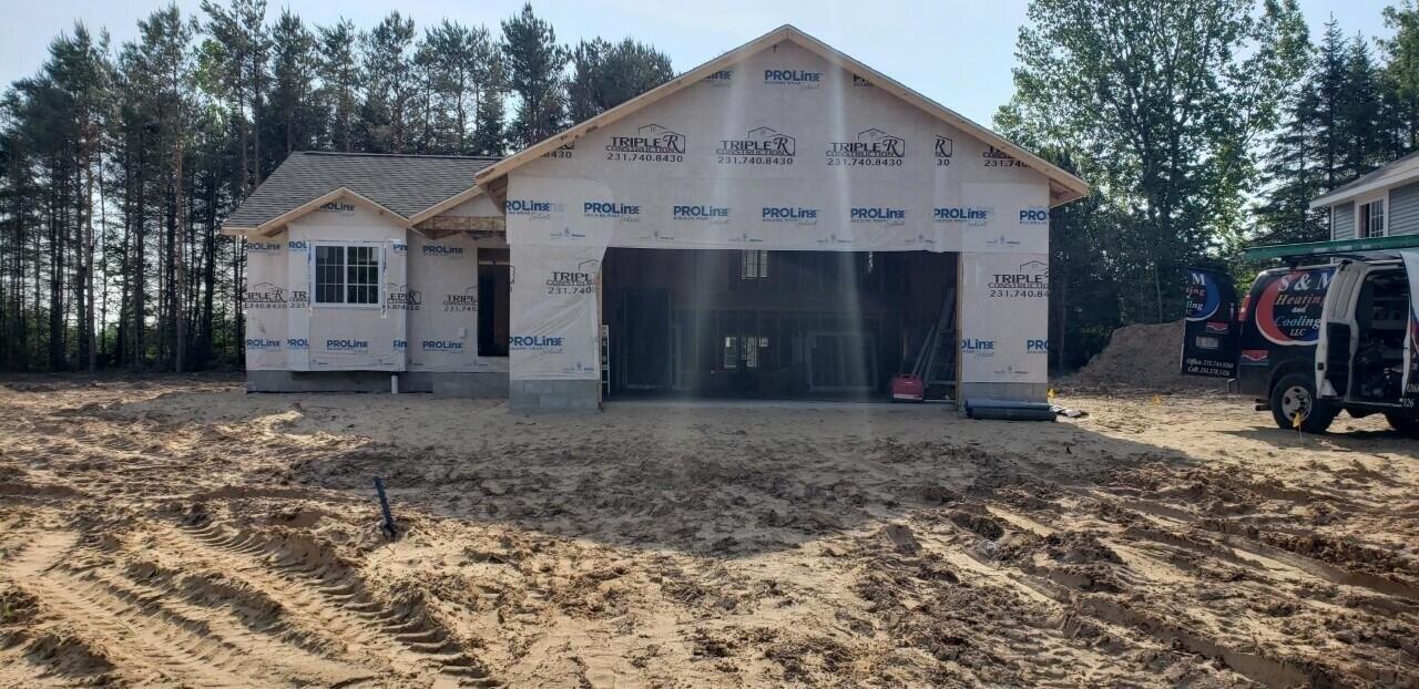 Spruce Pt, Whitehall, MI 49461