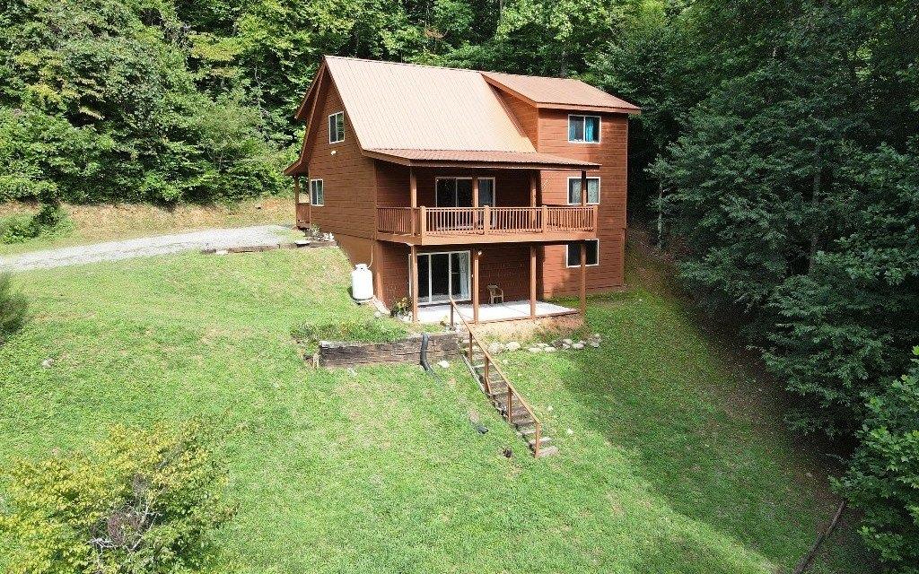 Anns Ln, Hayesville, NC 28904