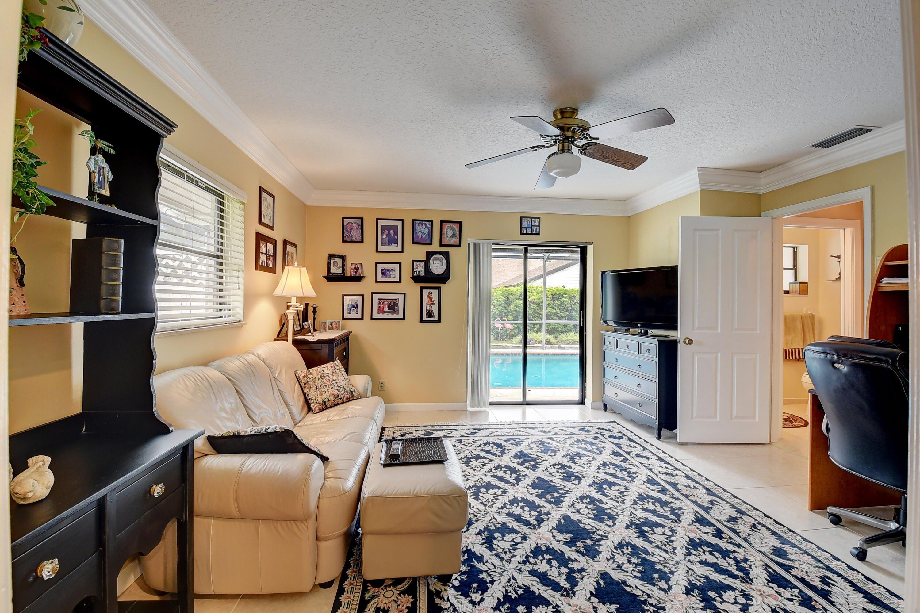 Fox Trce, Boynton Beach, FL 33436