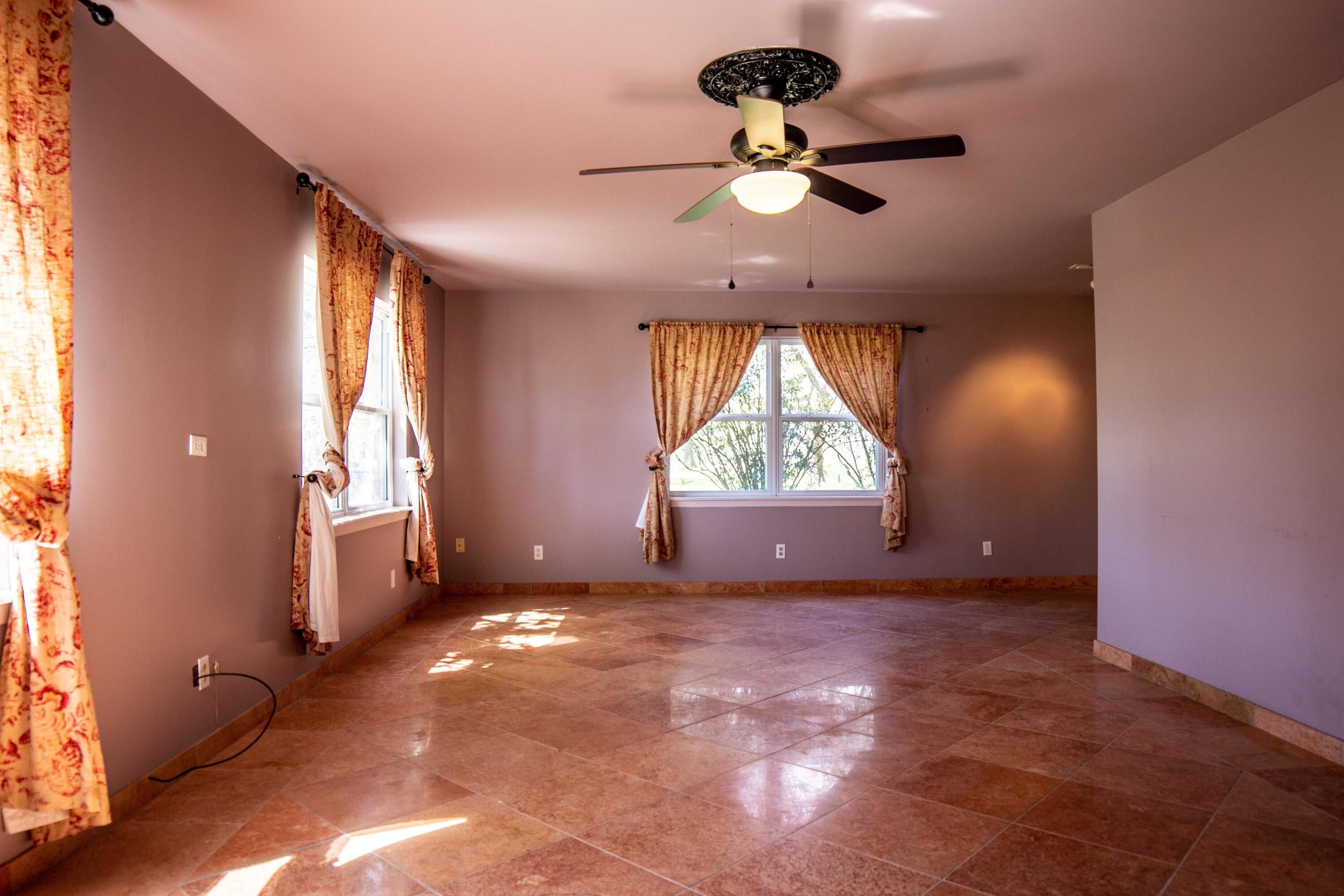 Thompson Rd, Afton, OK 74331