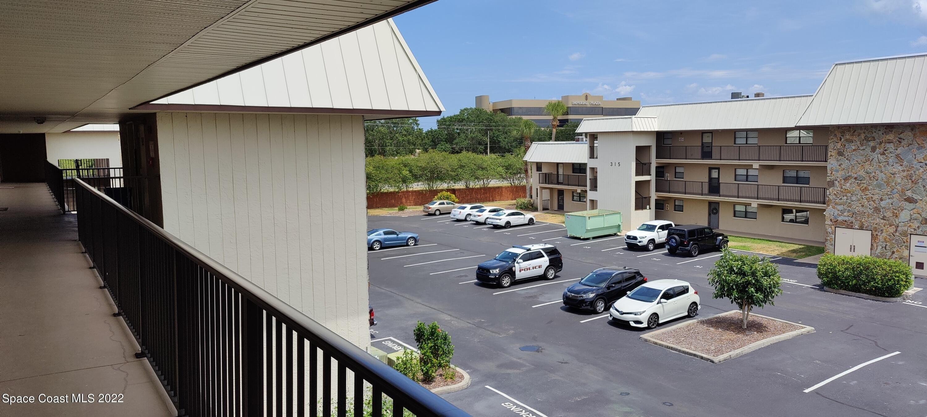 Tangle Run Blvd, Melbourne, FL 32940