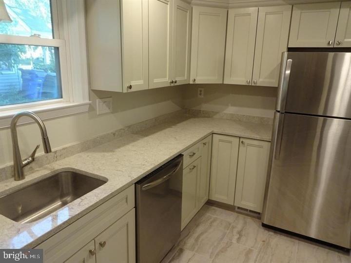 Tilton Dr, Silver Spring, MD 20902