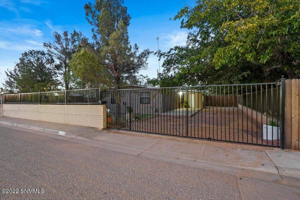 Sierra Vista Ave, Las Cruces, NM 88012