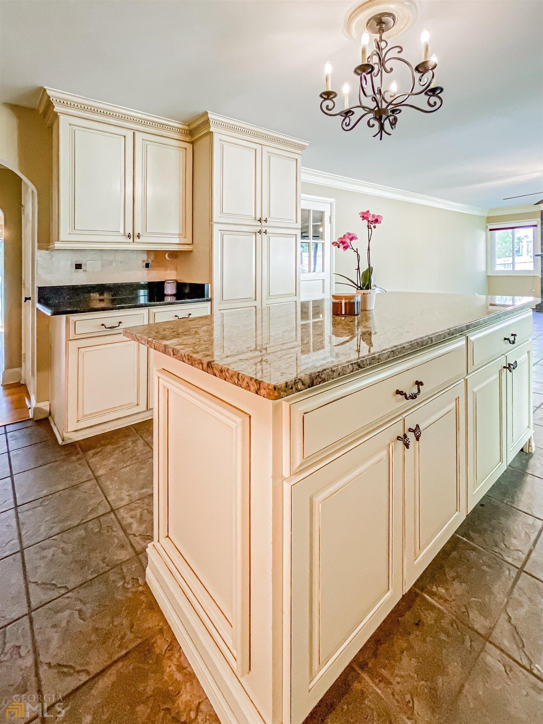 Spalding Dr, Sandy Springs, GA 30328