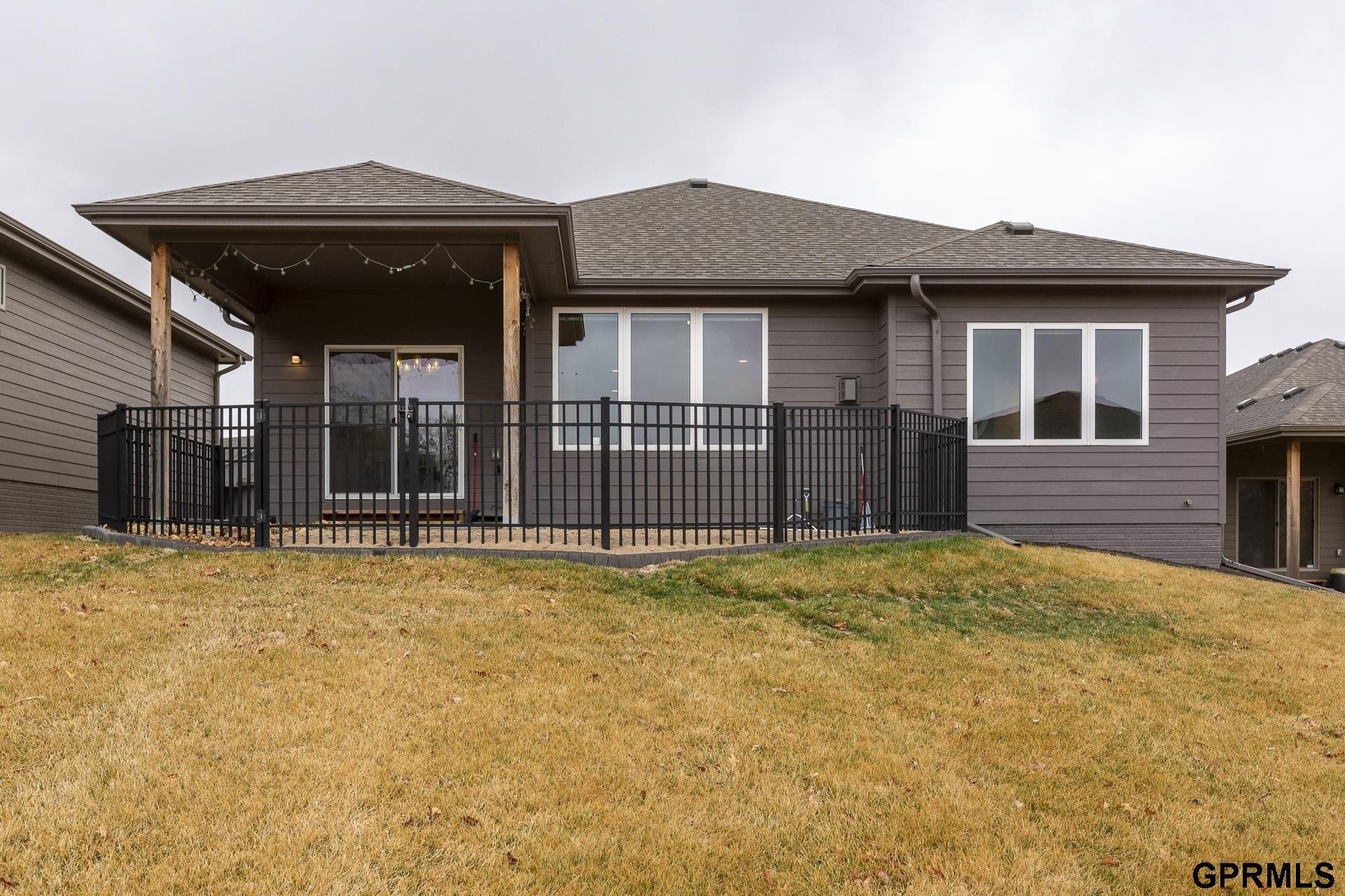 Hanover St, Bennington, NE 68007
