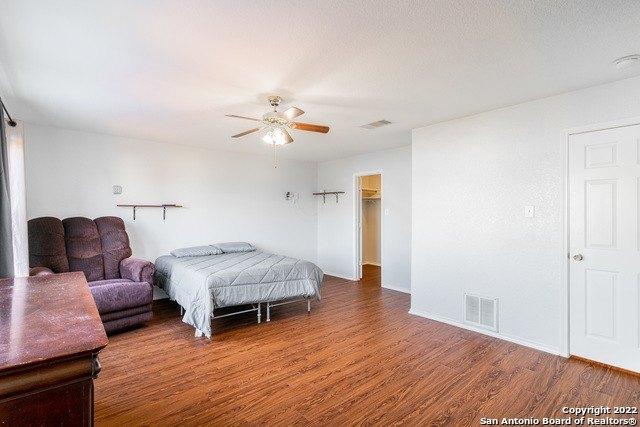 Circle Farm, San Antonio, TX 78239