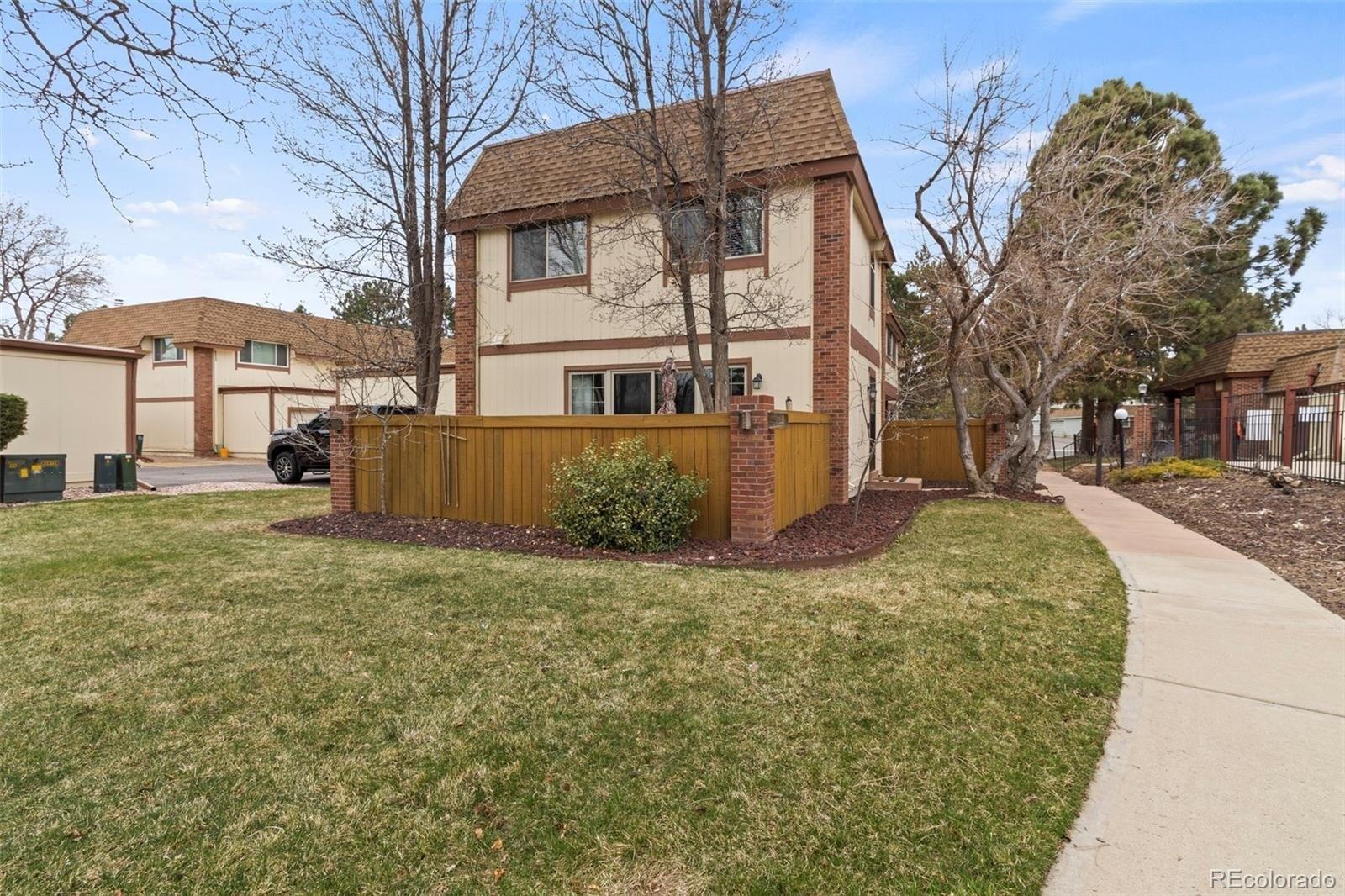 W 101st Ave, Thornton, CO 80260