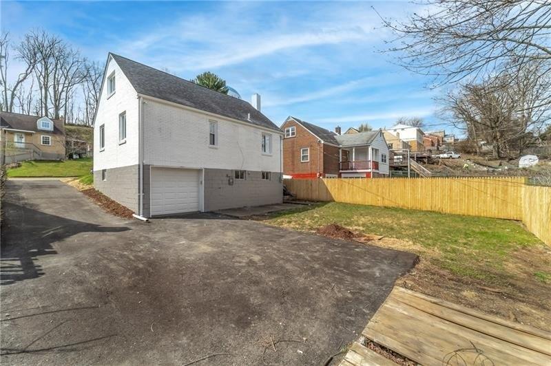 Blossom Hill Rd, Pittsburgh, PA 15234