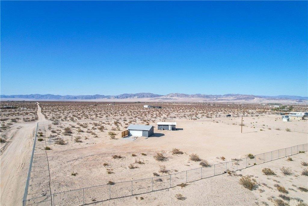 Presswood Rd, Twentynine Palms, CA 92277
