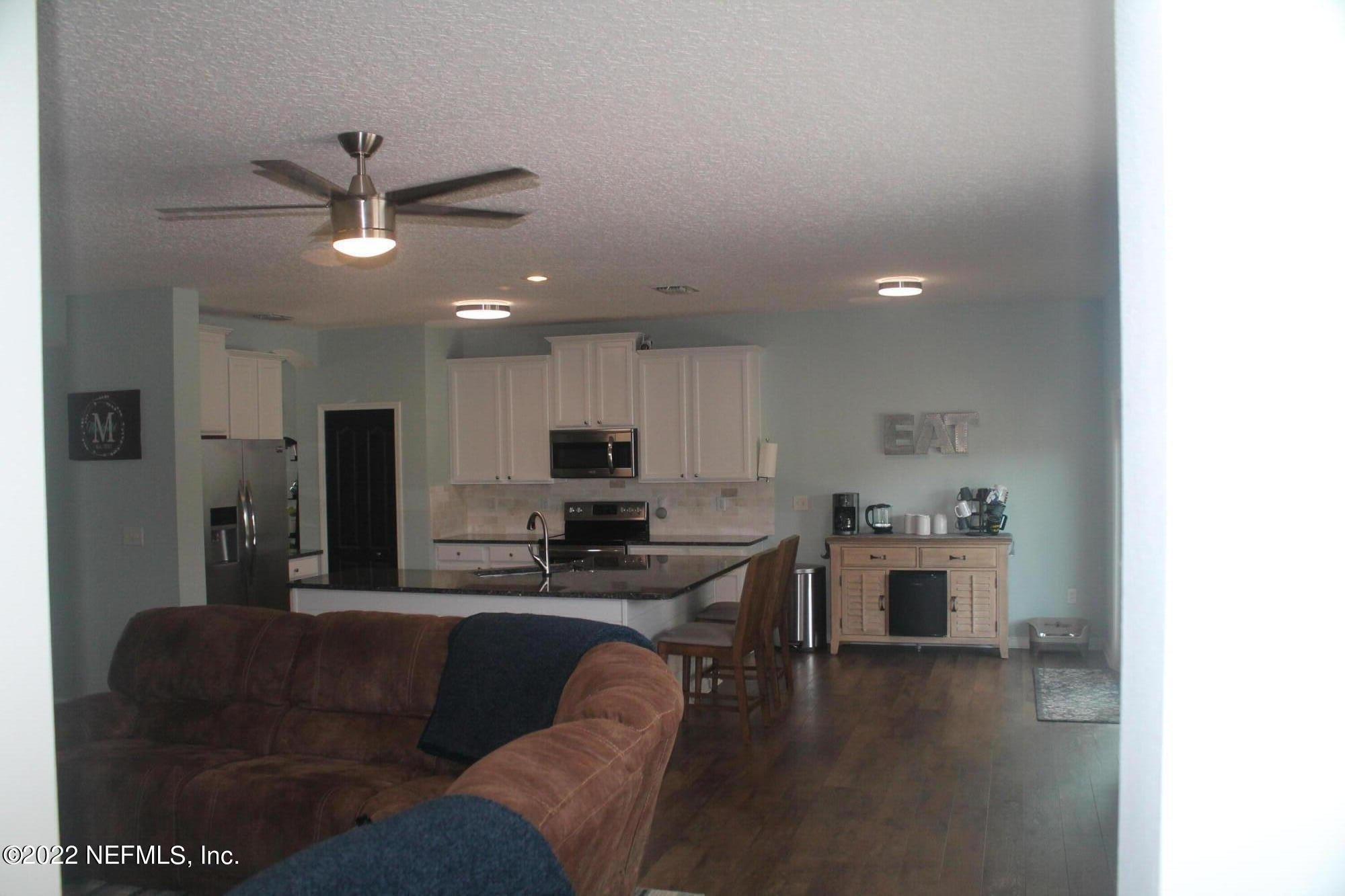 Crestdale Ct, Middleburg, FL 32068