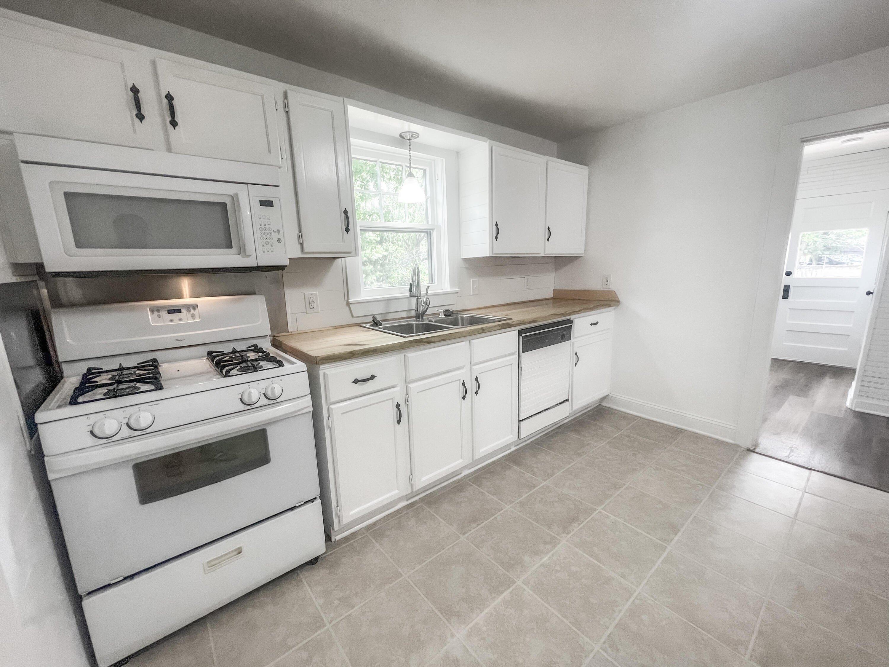 W Phelps St, Springfield, MO 65802