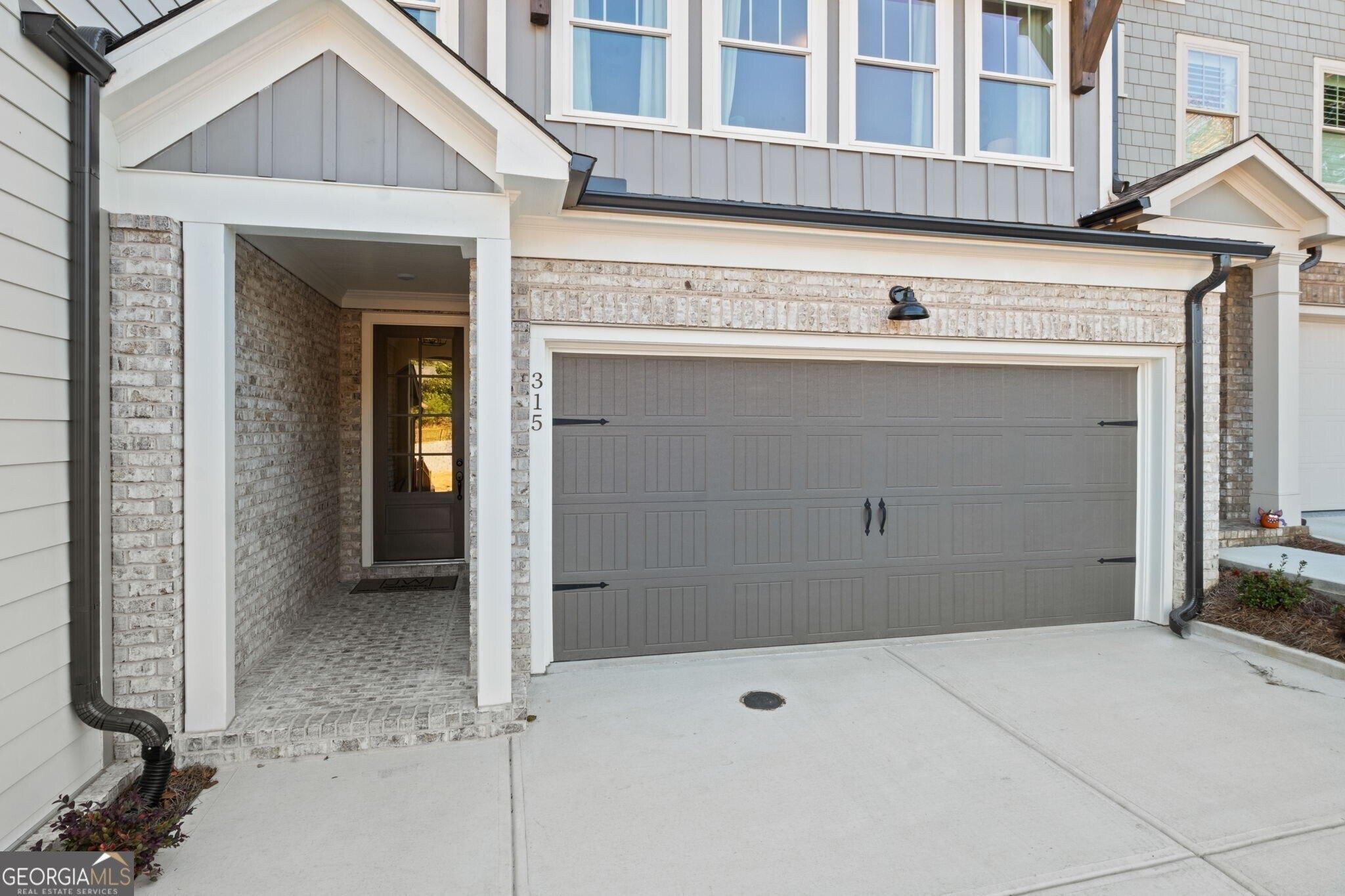 N Rampart St, Canton, GA 30114
