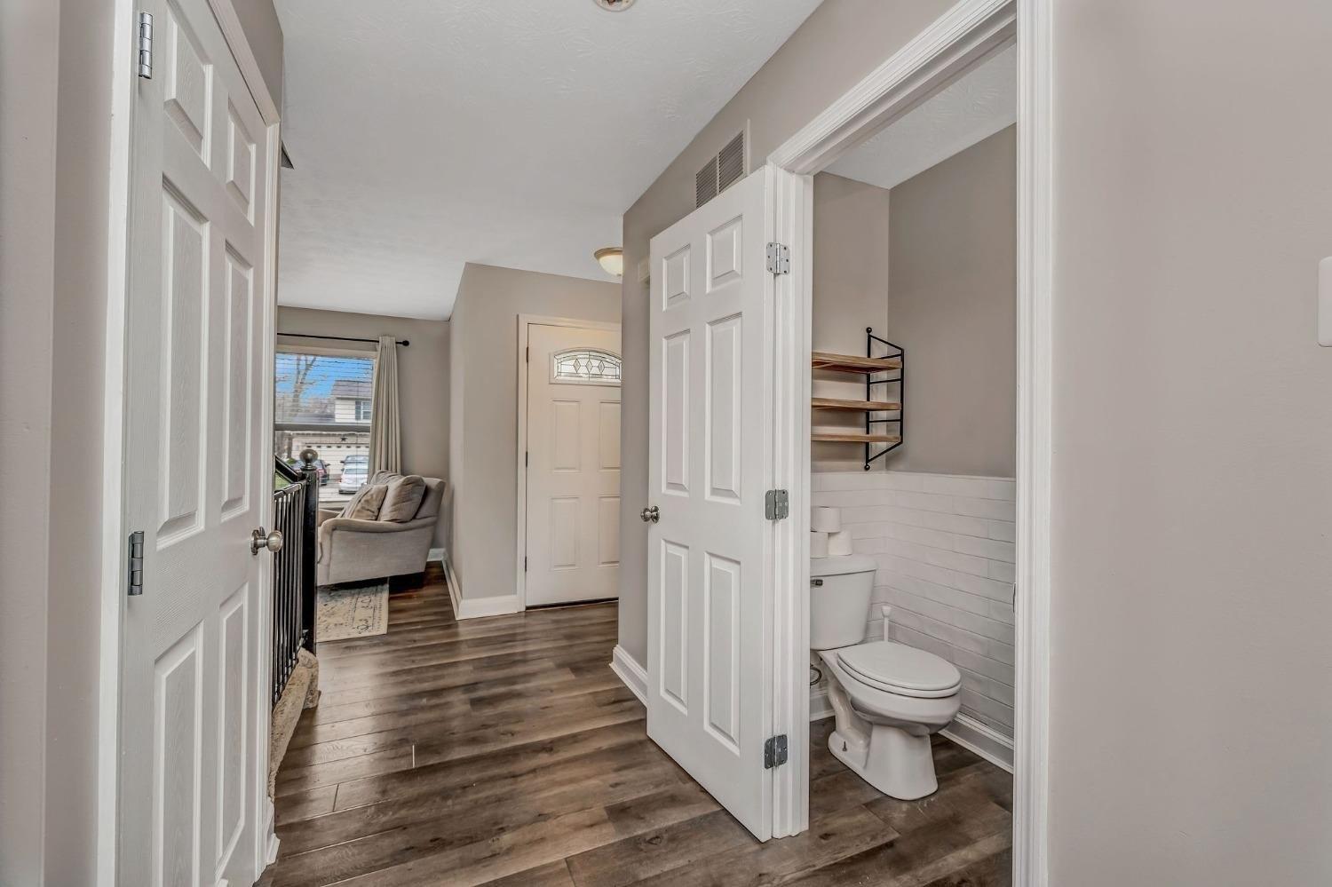 Colonial Orchard Ct, Liberty Twp, OH 45011