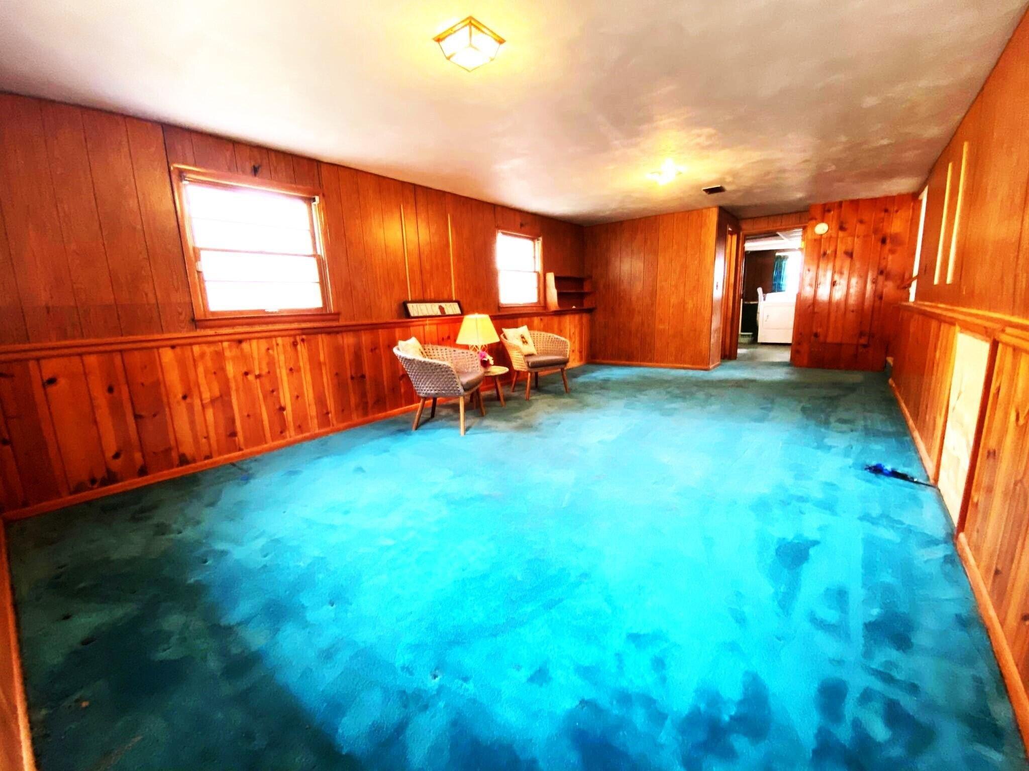 De Hoop Ave Sw, Wyoming, MI 49509
