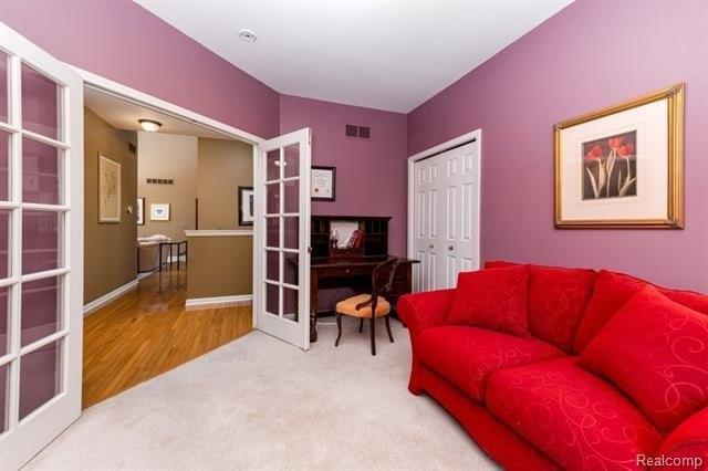 White Hart Blvd, Canton, MI 48188