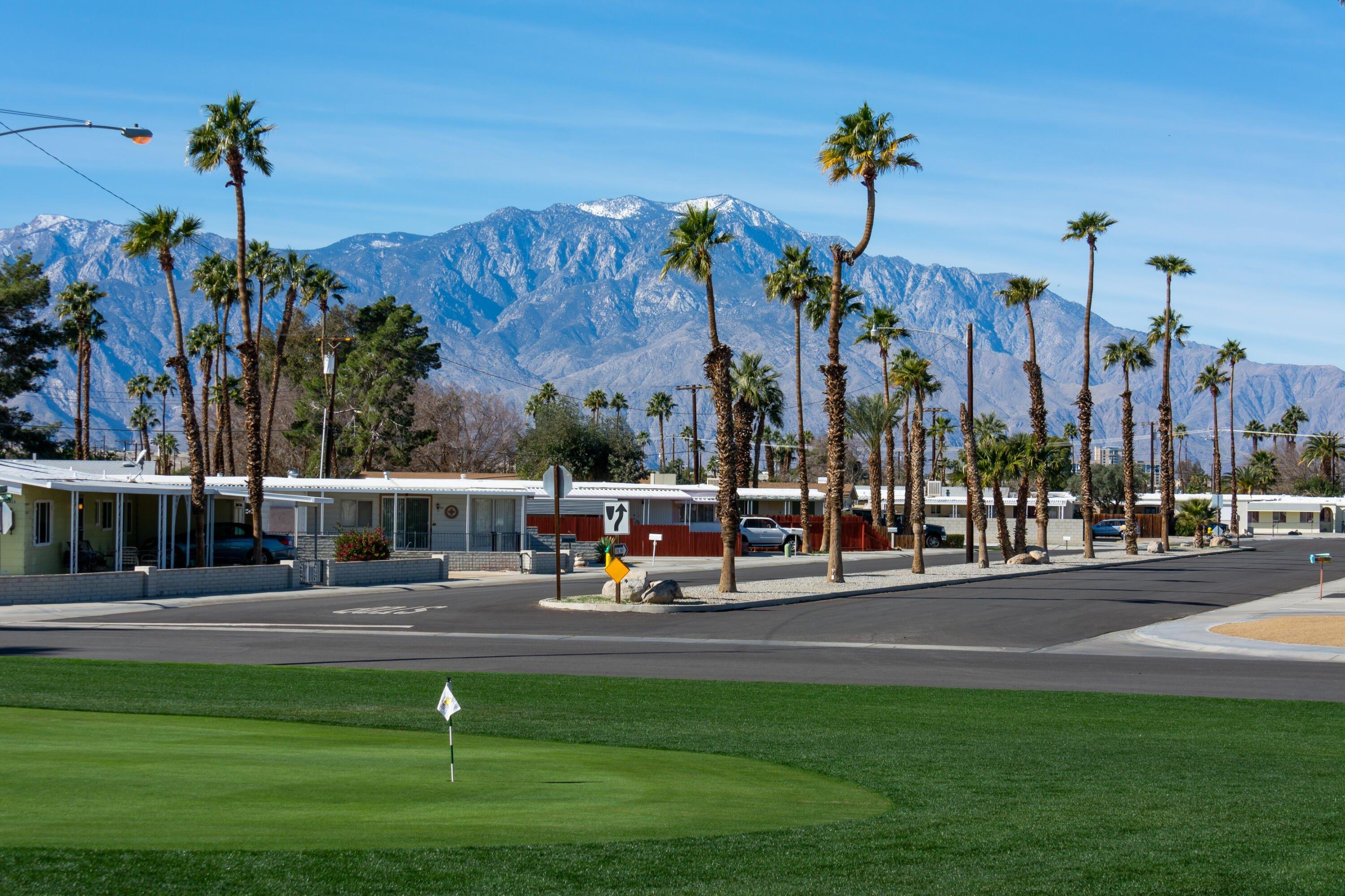 Flagstaff Ave, Thousand Palms, CA 92276
