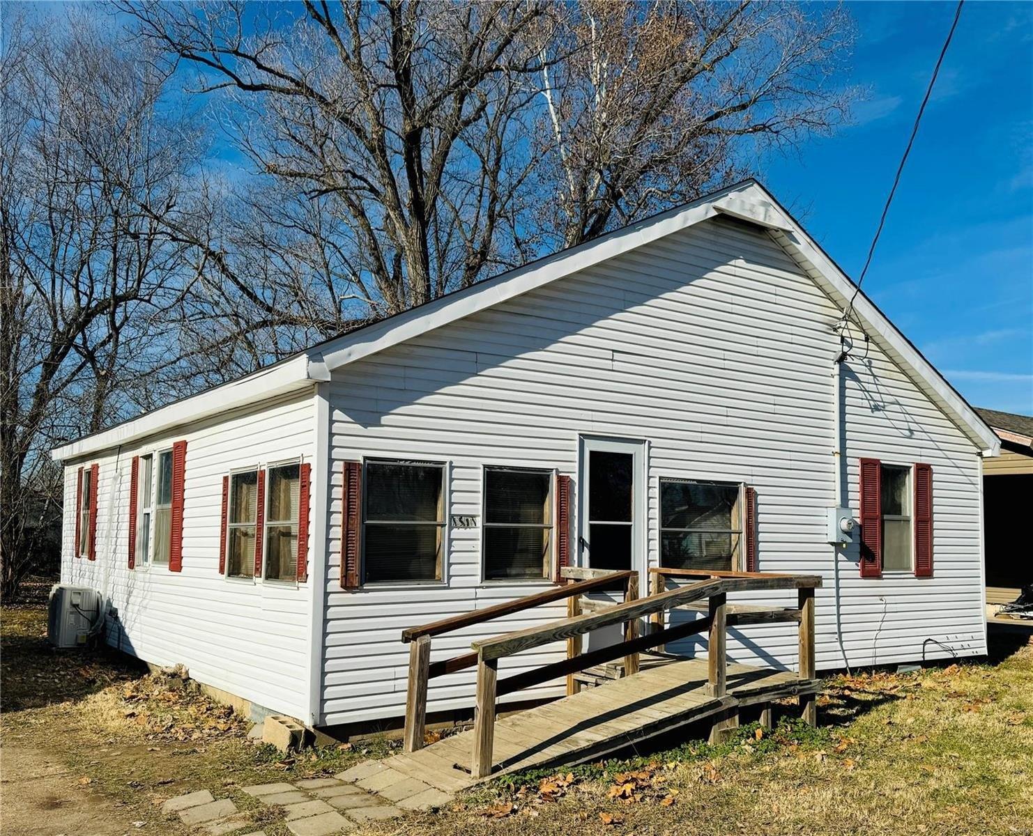 Truman St, Poplar Bluff, MO 63901