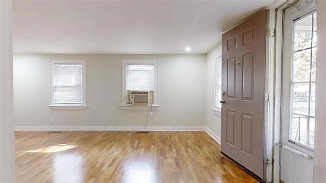 S Hardy Ave, Independence, MO 64052