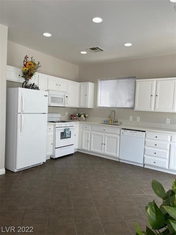 Laguna Garden Ave, Las Vegas, NV 89115