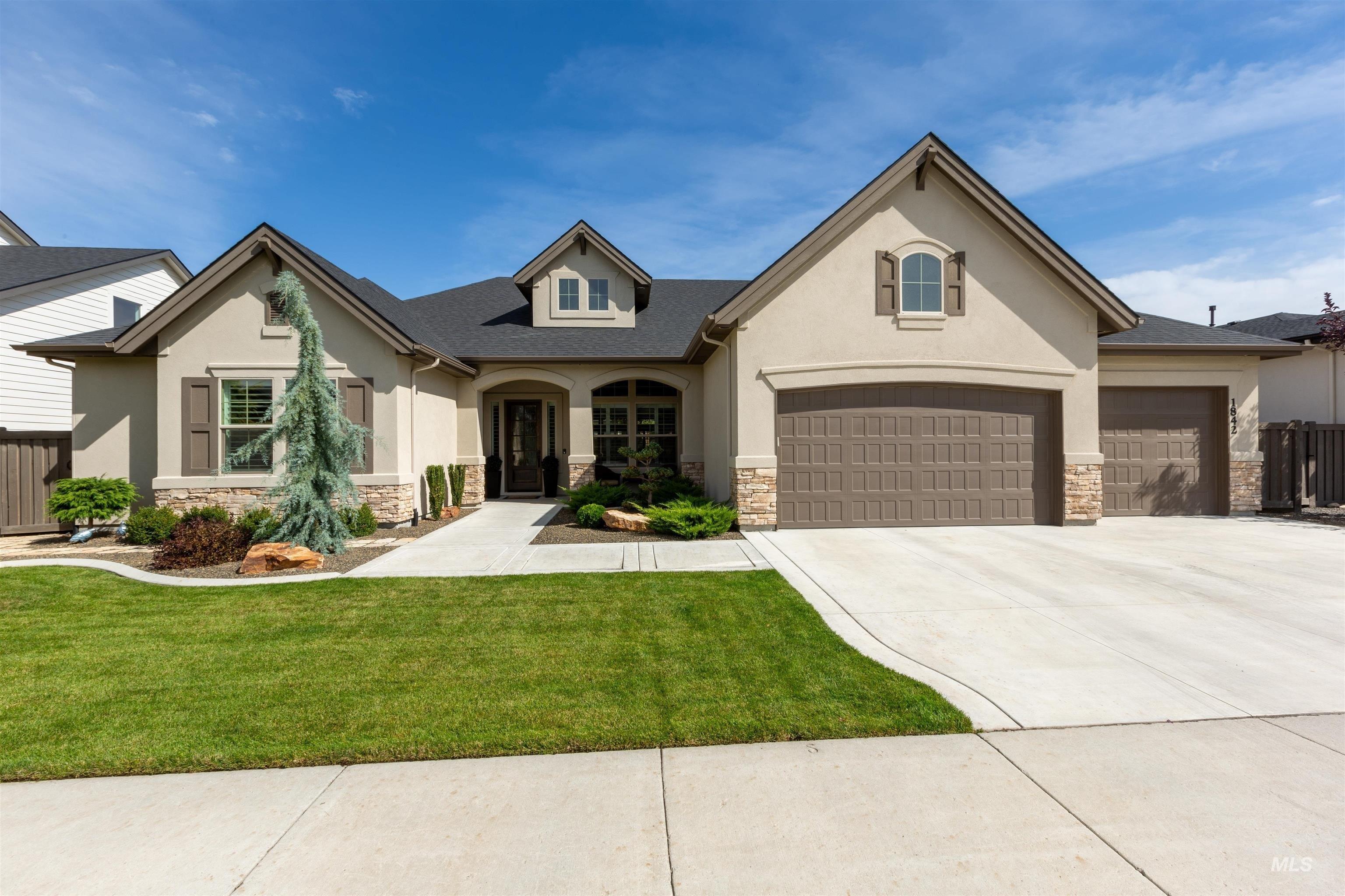N Highbury Way, Eagle, ID 83616