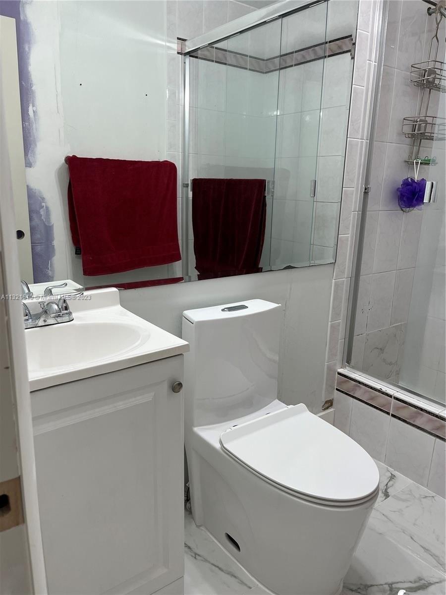 N 68th Ave, Hollywood, FL 33024